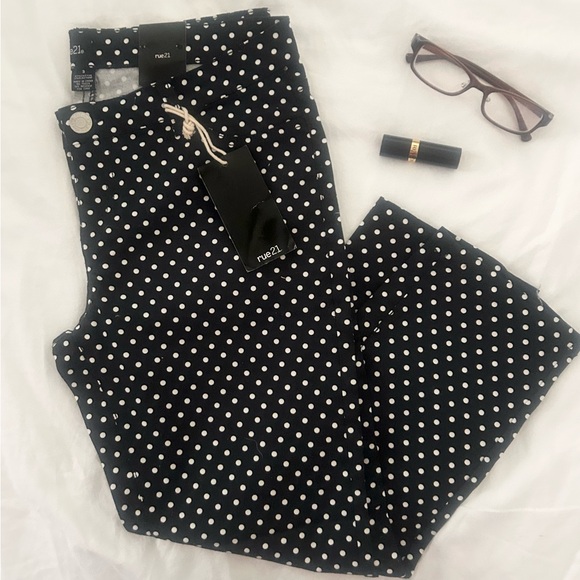 Rue21 Pants - Vintage Y2K Rue21 Black Polka Dot capris devil wears Prada